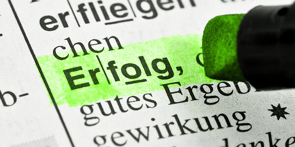 Duden-Eintrag Erfolg mit Textmarker